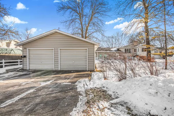 $490,000 | 726 Hassan Street Southeast, Hutchinson, MN 55350