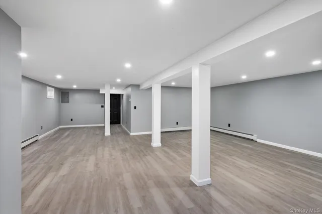 $749,900 | 41 Embargo Place, North Babylon, NY 11703