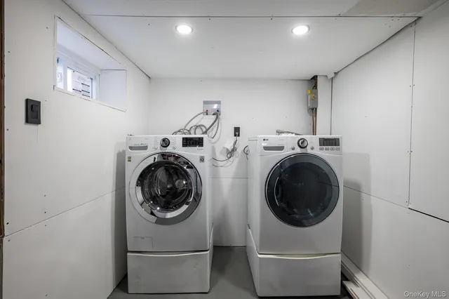 $749,900 | 41 Embargo Place, North Babylon, NY 11703