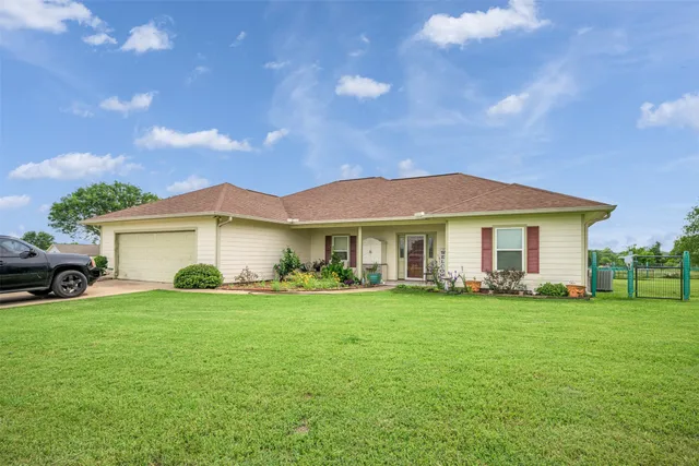 $2,250,000 | 305-335 O'Malley Road, Brenham, TX 77833