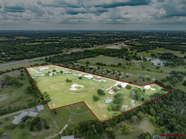 $2,250,000 | 305-335 O'Malley Road, Brenham, TX 77833