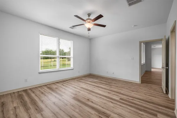 $2,250,000 | 305-335 O'Malley Road, Brenham, TX 77833