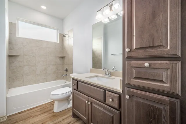 $2,250,000 | 305-335 O'Malley Road, Brenham, TX 77833