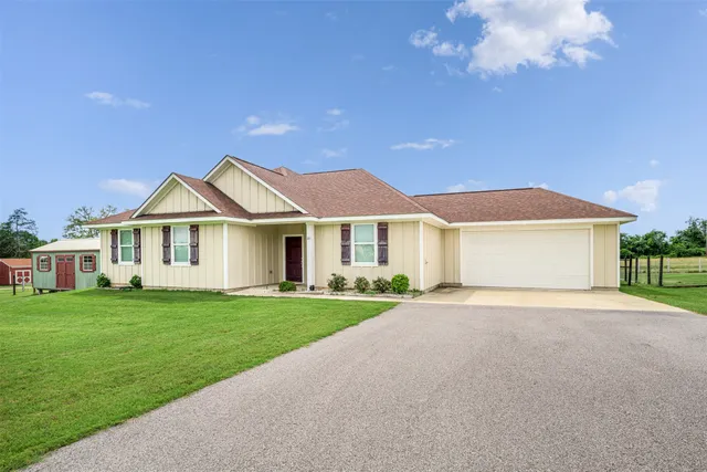 $2,250,000 | 305-335 O'Malley Road, Brenham, TX 77833