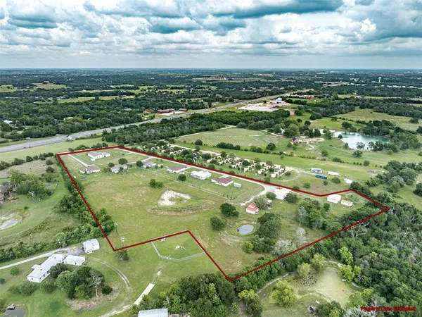$2,250,000 | 305-335 O'Malley Road, Brenham, TX 77833