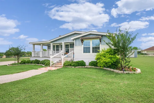 $2,250,000 | 305-335 O'Malley Road, Brenham, TX 77833