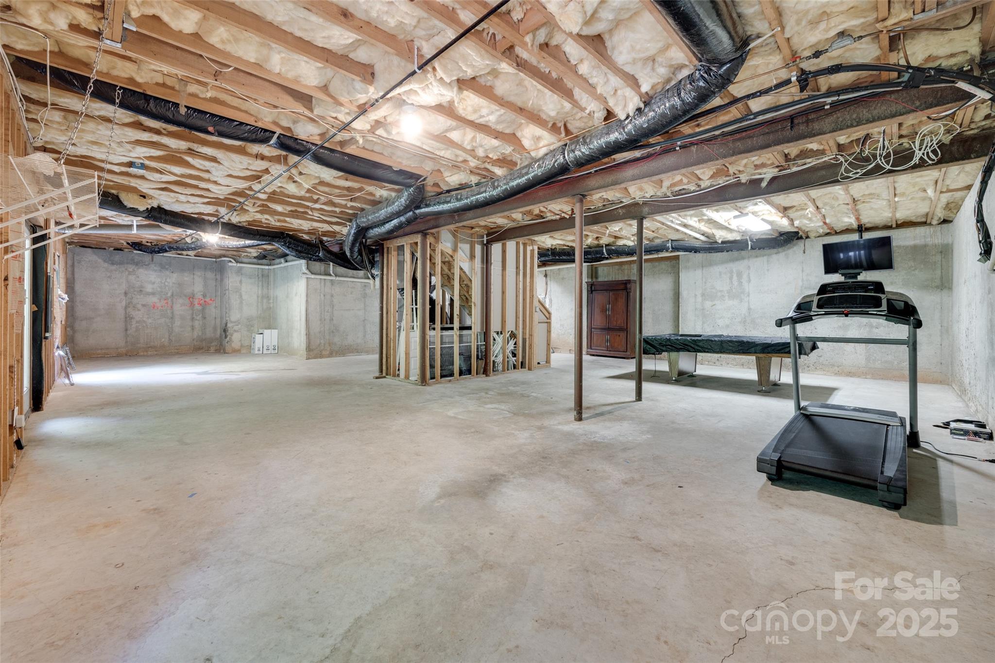 6804 Riesman Lane Charlotte, NC 28210 - Photo 38 of 46 a view of a garage with wooden roof