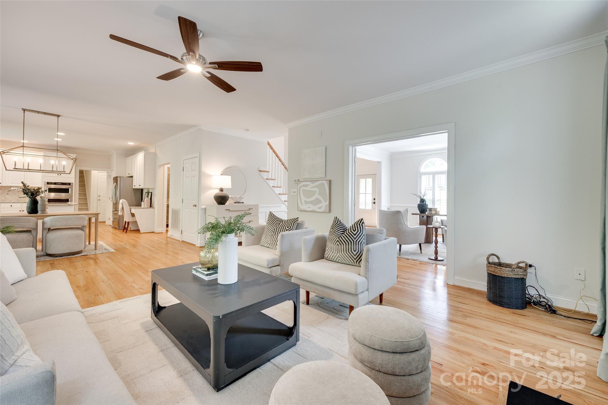 6804 Riesman Lane Charlotte, NC 28210 - Photo 8 of 46 a living room with furniture