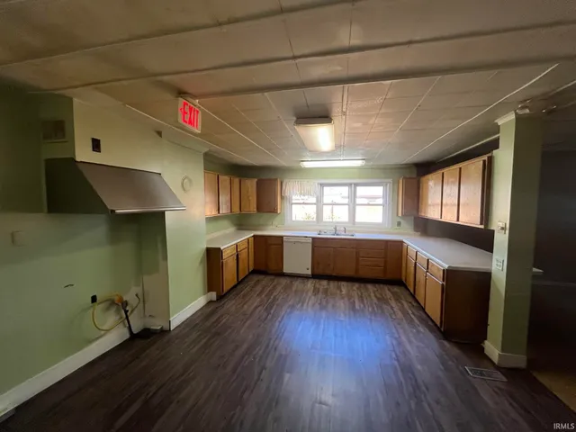 $350,000 | 823 North Maple Street, Bloomington, IN 47404