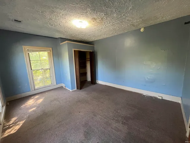 $350,000 | 823 North Maple Street, Bloomington, IN 47404