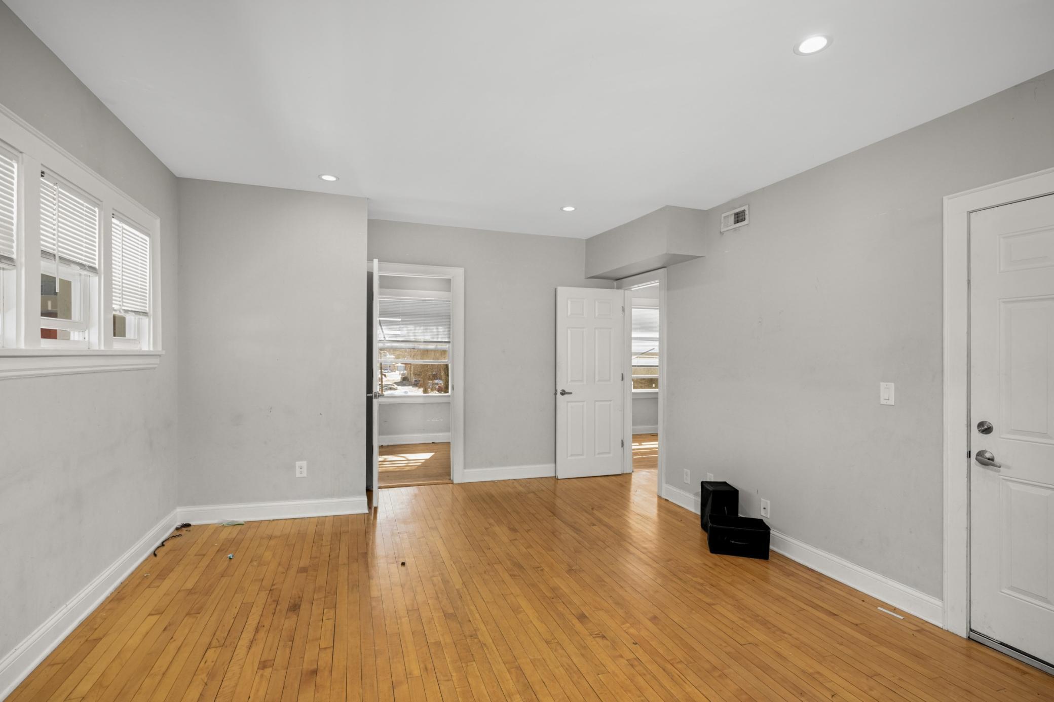 16 West 33rd Street Minneapolis, MN 55408 - Photo 16 of 53