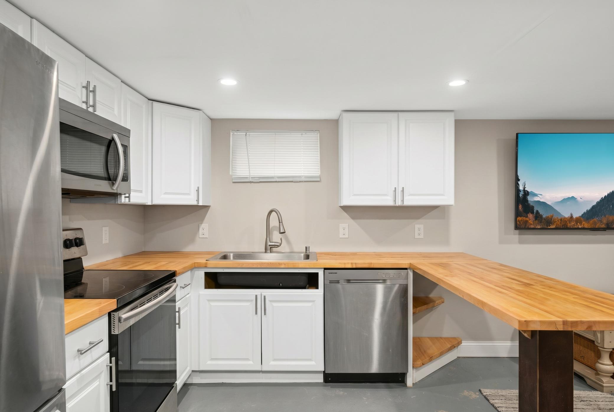 16 West 33rd Street Minneapolis, MN 55408 - Photo 37 of 53