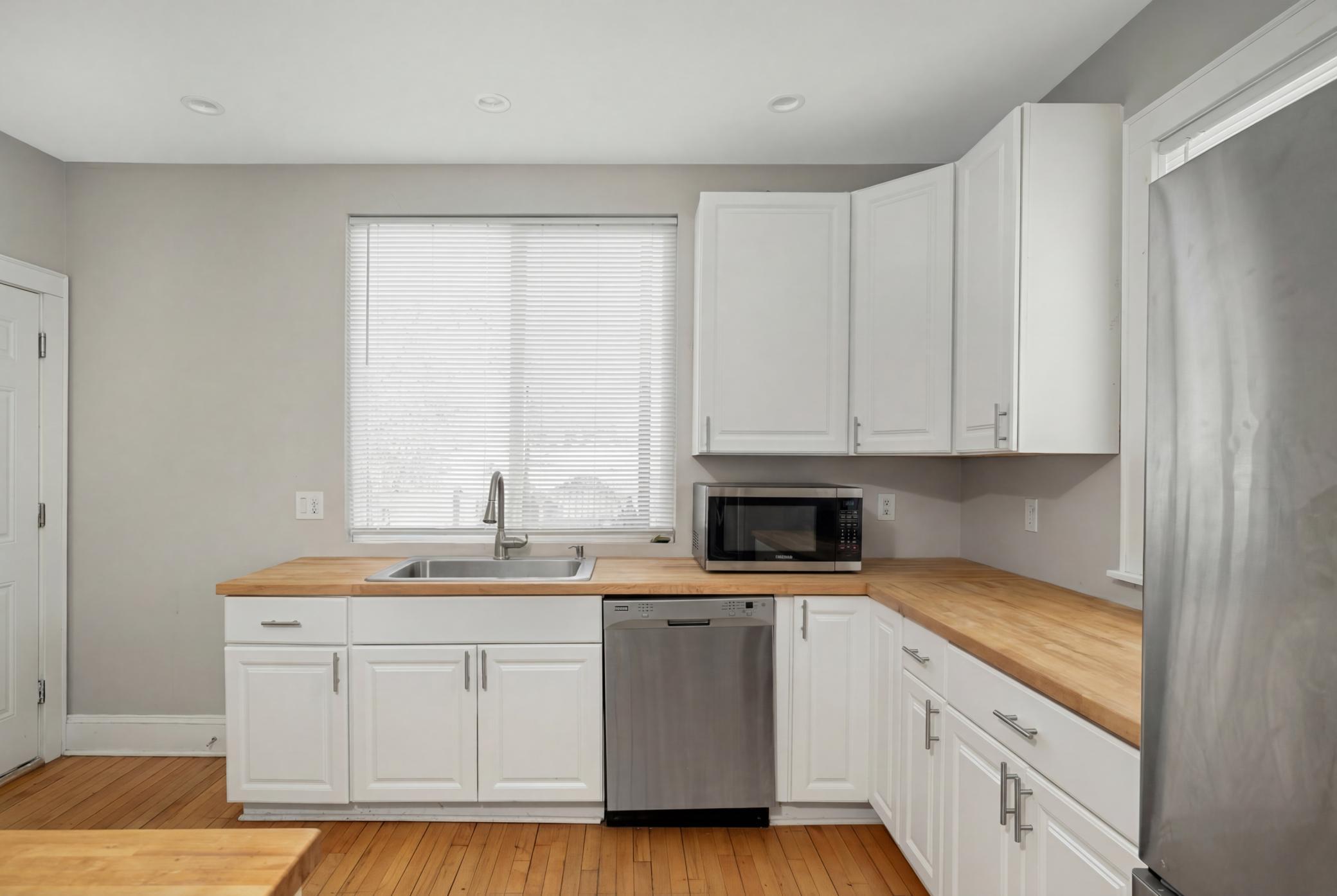 16 West 33rd Street Minneapolis, MN 55408 - Photo 8 of 53