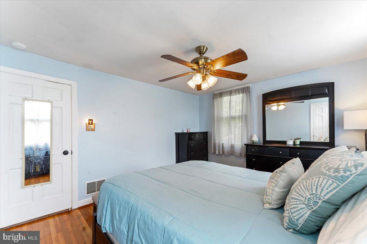 4010 Marshall Road Drexel Hill, PA 19026 - Photo 14 of 27 Bedroom 1