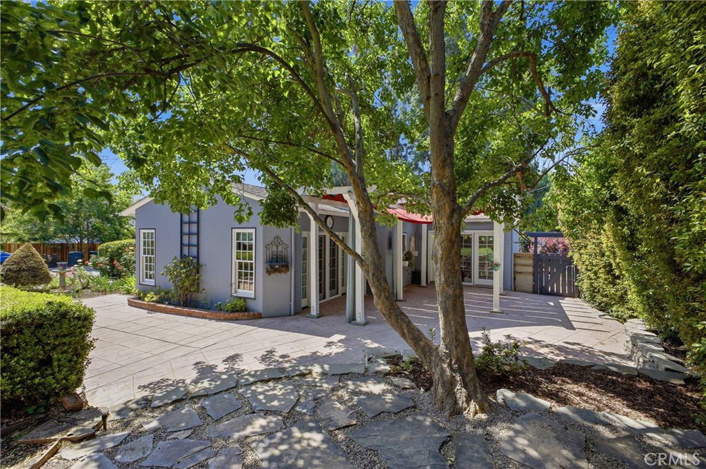 541 East Woodbury Road Altadena, CA 91001 - Photo 36 of 48