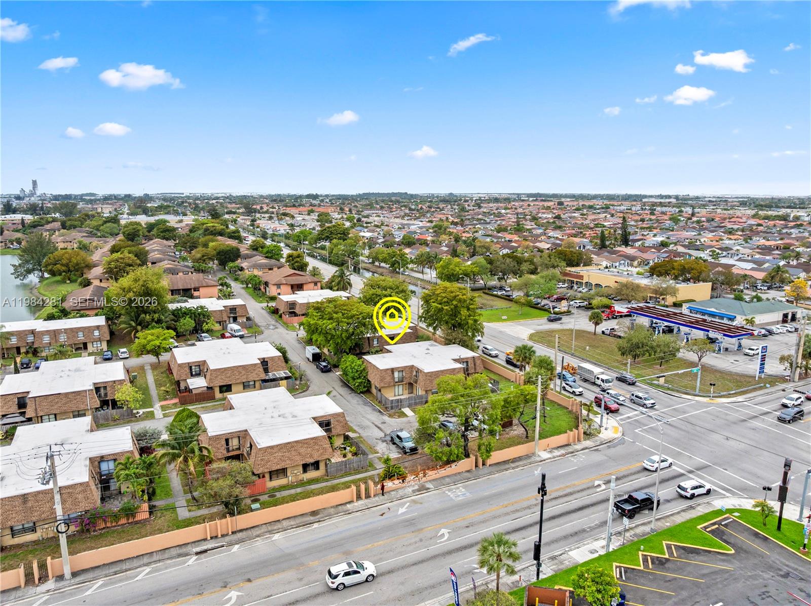 2415 West 67th Place, Unit 811 Hialeah, FL 33016 - Photo 26 of 28