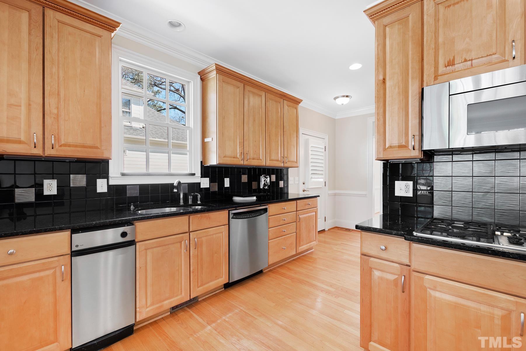 2713 Anderson Drive Raleigh, NC 27608 - Photo 11 of 43 Gallery Image 11