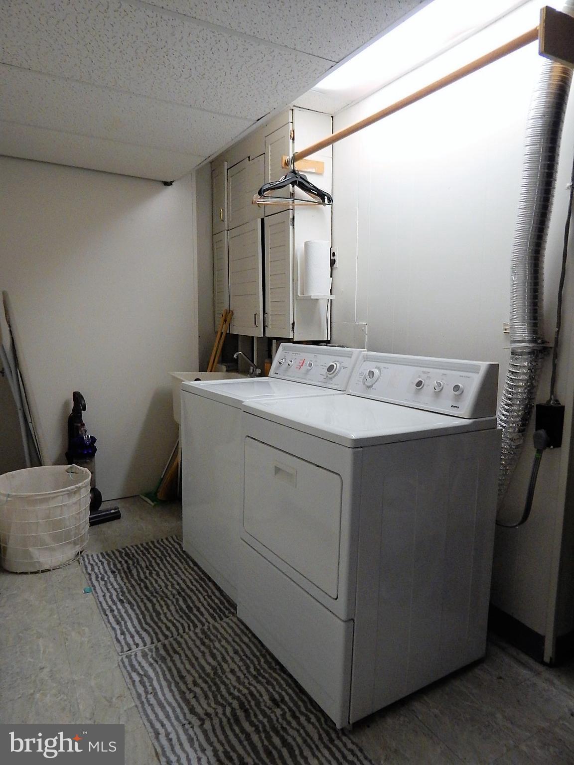 8703 Bradgate Road Alexandria, VA 22308 - Photo 18 of 23 Laundry Room