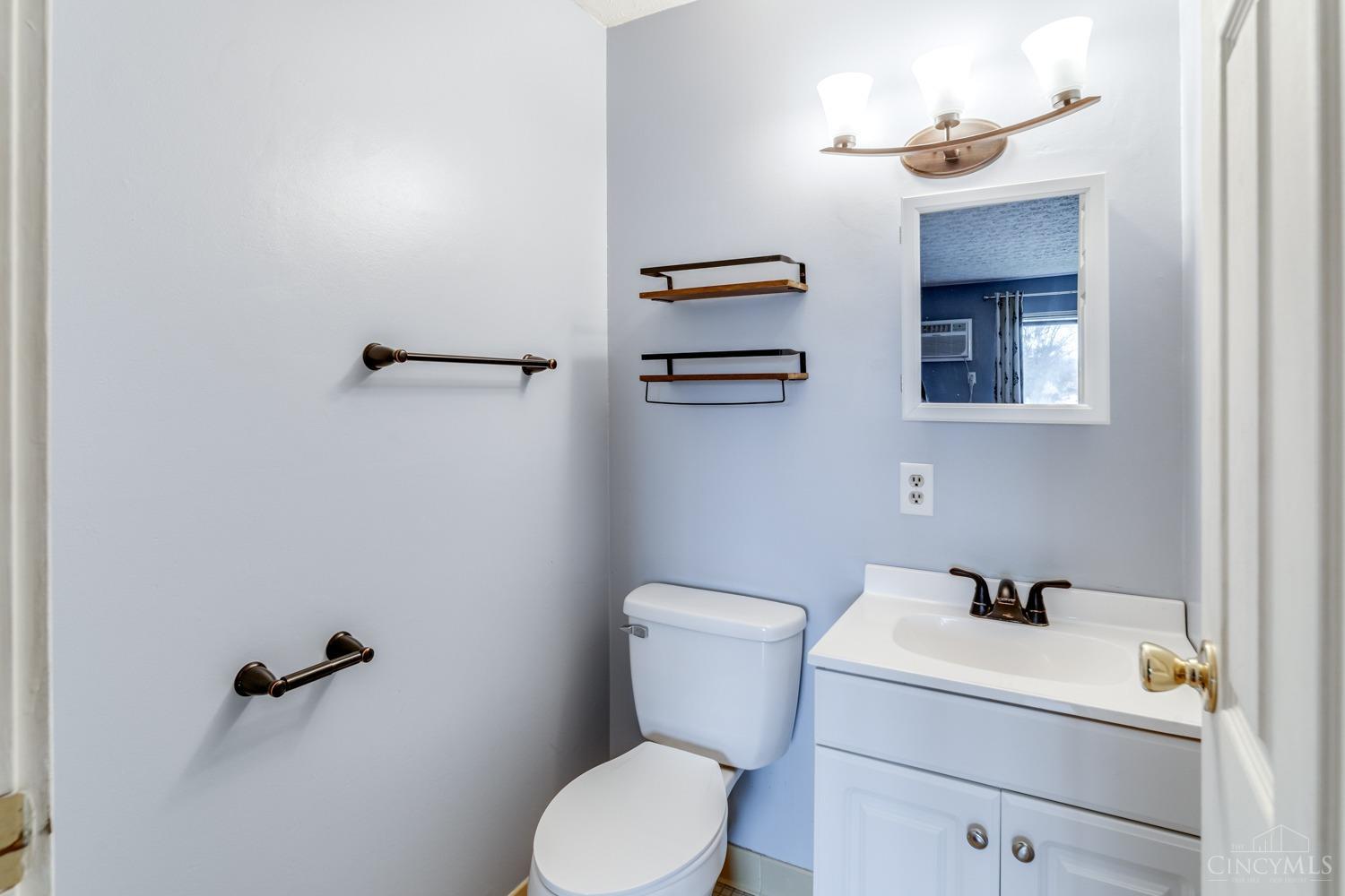 6640 Hearne Road, Unit 178 Cincinnati, OH 45248 - Photo 15 of 24 Gallery Image 15