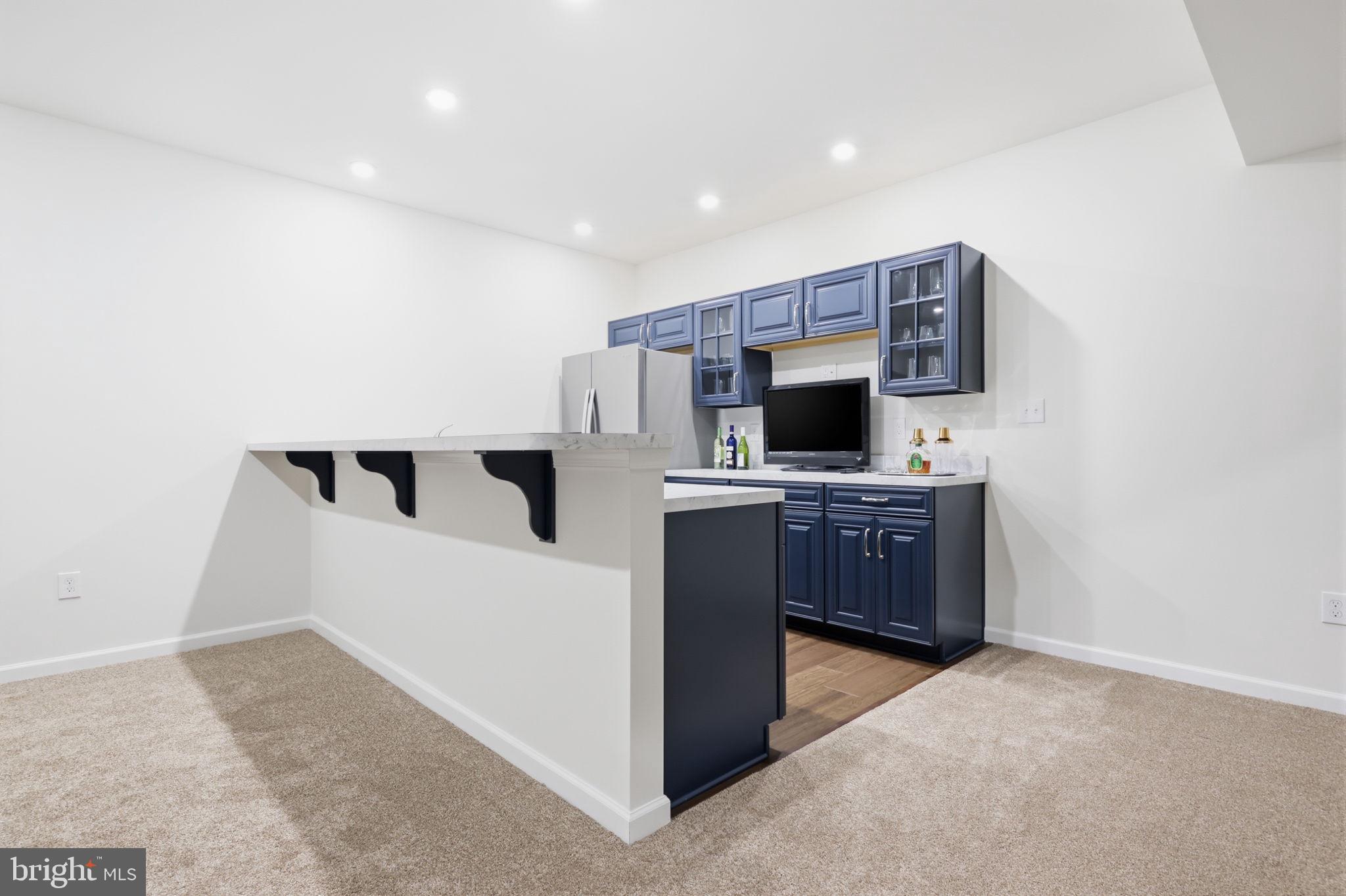 113 Cameron Lane Lititz, PA 17543 - Photo 57 of 79 Basement Cafe/Wet Bar