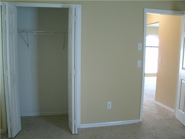 932 Riviera Avenue Sebastian, FL 32958 - Photo 6 of 13 Gallery Image 6