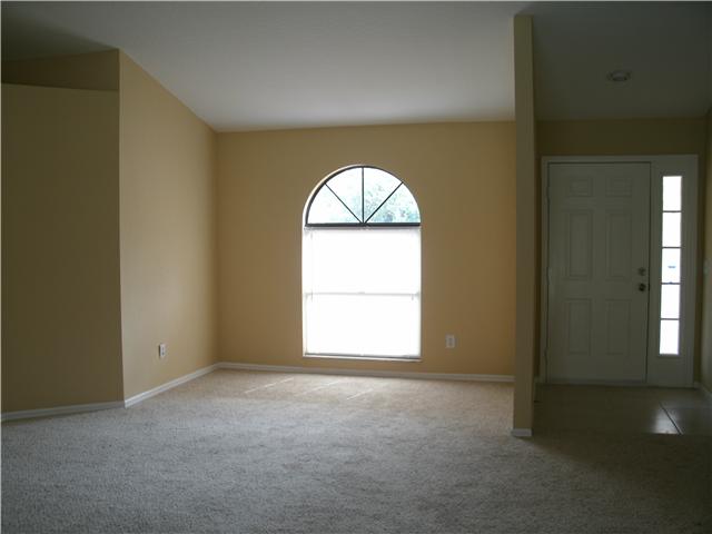 932 Riviera Avenue Sebastian, FL 32958 - Photo 8 of 13 Gallery Image 8
