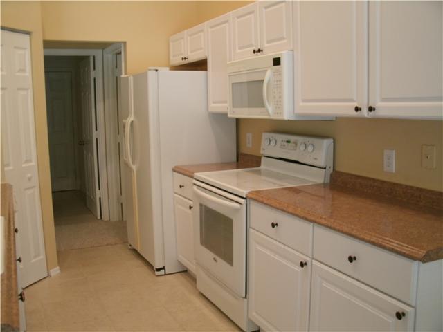 932 Riviera Avenue Sebastian, FL 32958 - Photo 10 of 13 Gallery Image 10