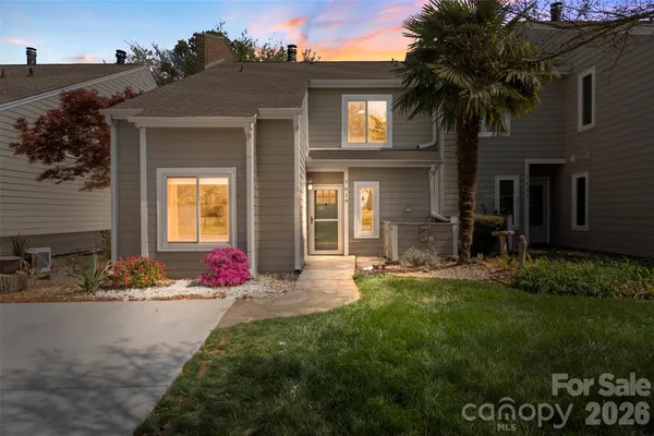 $584,900 | 7619 Mariner Cove Drive, Cornelius, NC 28031