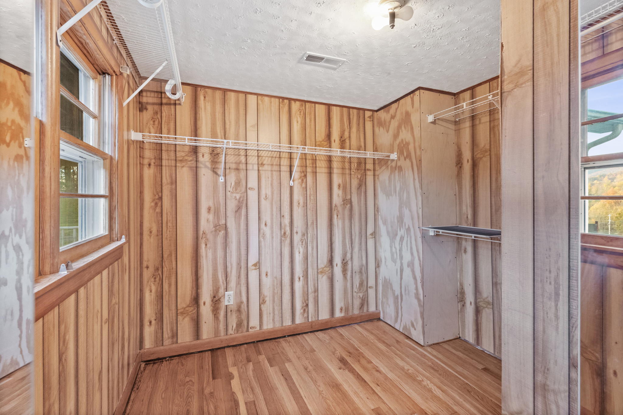 123 Low Gap Road Elizabethton, TN 37643 - Photo 14 of 31 9-web-or-mls-217A0920