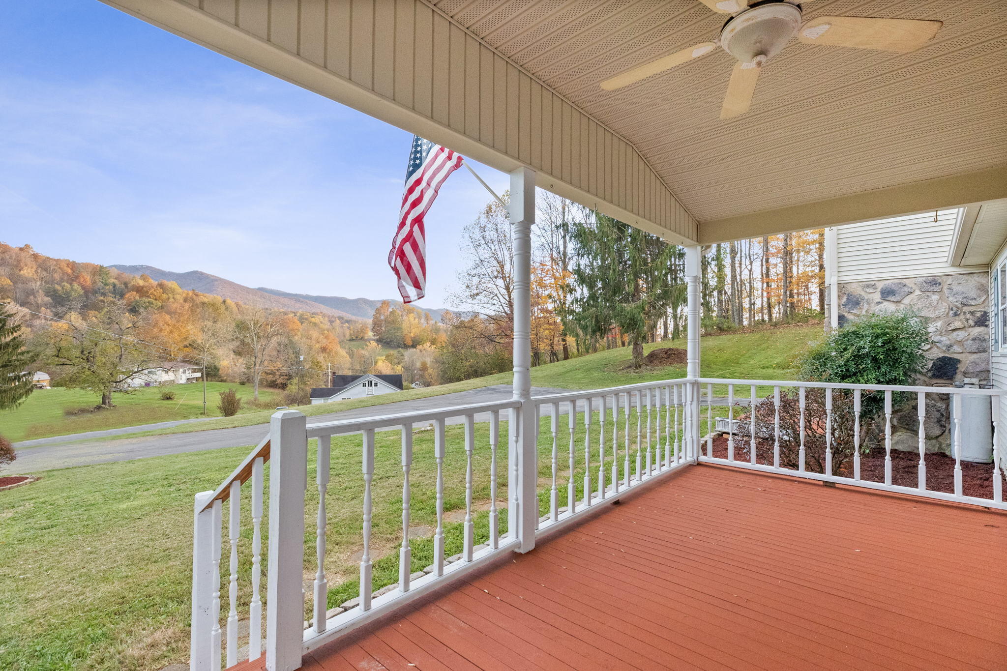 123 Low Gap Road Elizabethton, TN 37643 - Photo 30 of 31 29-web-or-mls-217A0988