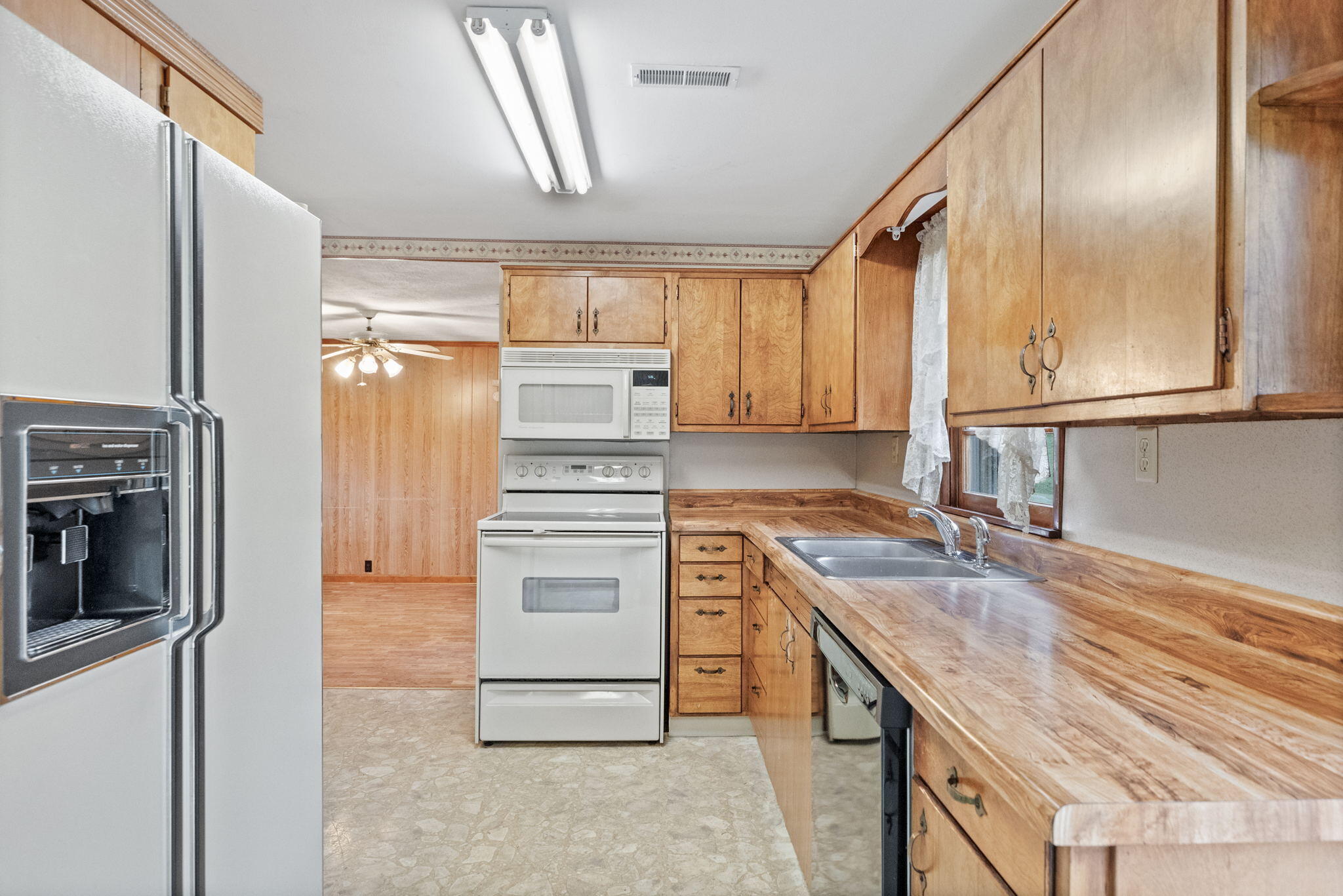 123 Low Gap Road Elizabethton, TN 37643 - Photo 7 of 31 10-web-or-mls-217A0923