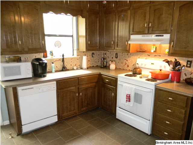 5940 Dug Hollow Road Pinson, AL 35126 - Photo 6 of 24