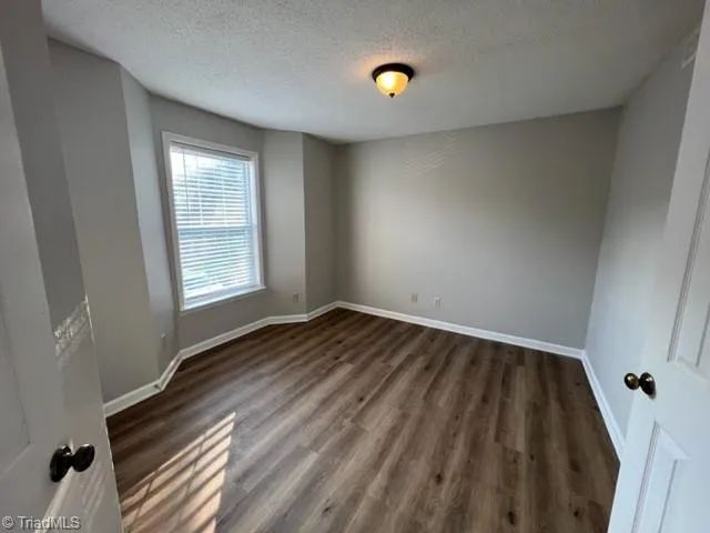 $1,250 | 3614 Morris Farm Drive, Unit 2D, Greensboro, NC 27409