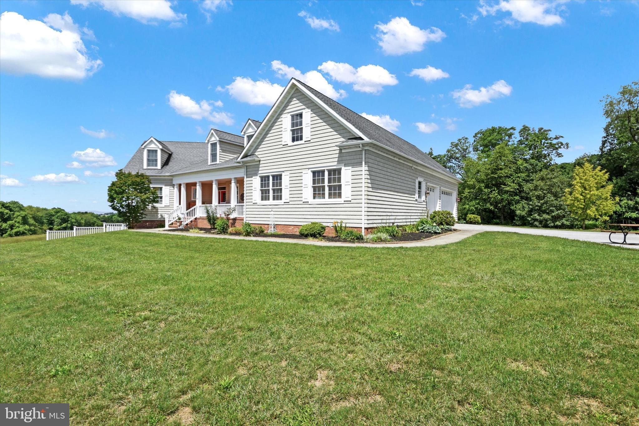220 Clouser Road Hanover, PA 17331 - Photo 3 of 56 Garage Side