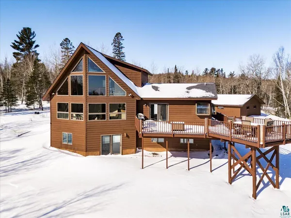 $649,900 | 960 Deerview Lane, Two Harbors, MN 55616