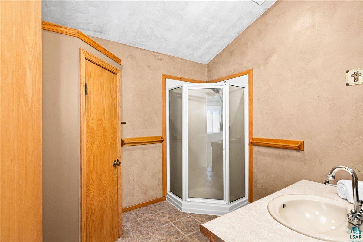 960 Deerview Lane Two Harbors, MN 55616 - Photo 27 of 60