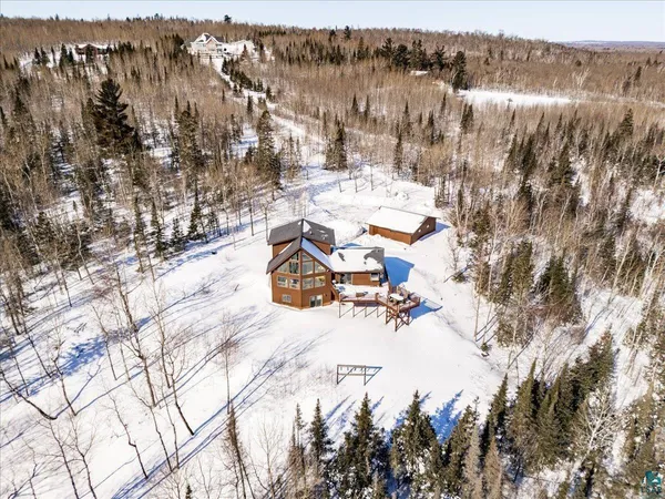 $649,900 | 960 Deerview Lane, Two Harbors, MN 55616