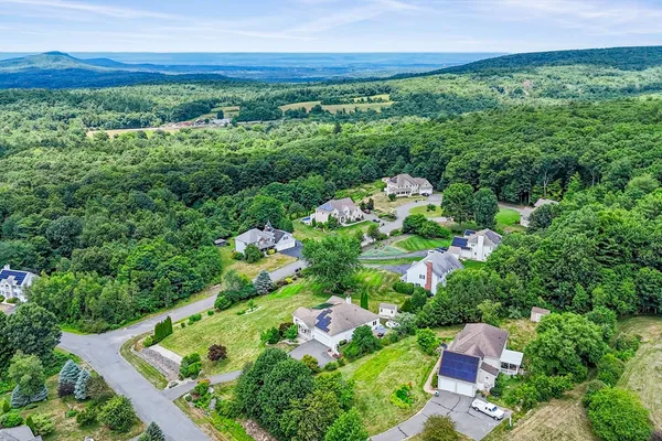 $679,900 | 27 Spring Hill Road, Belchertown, MA 01007