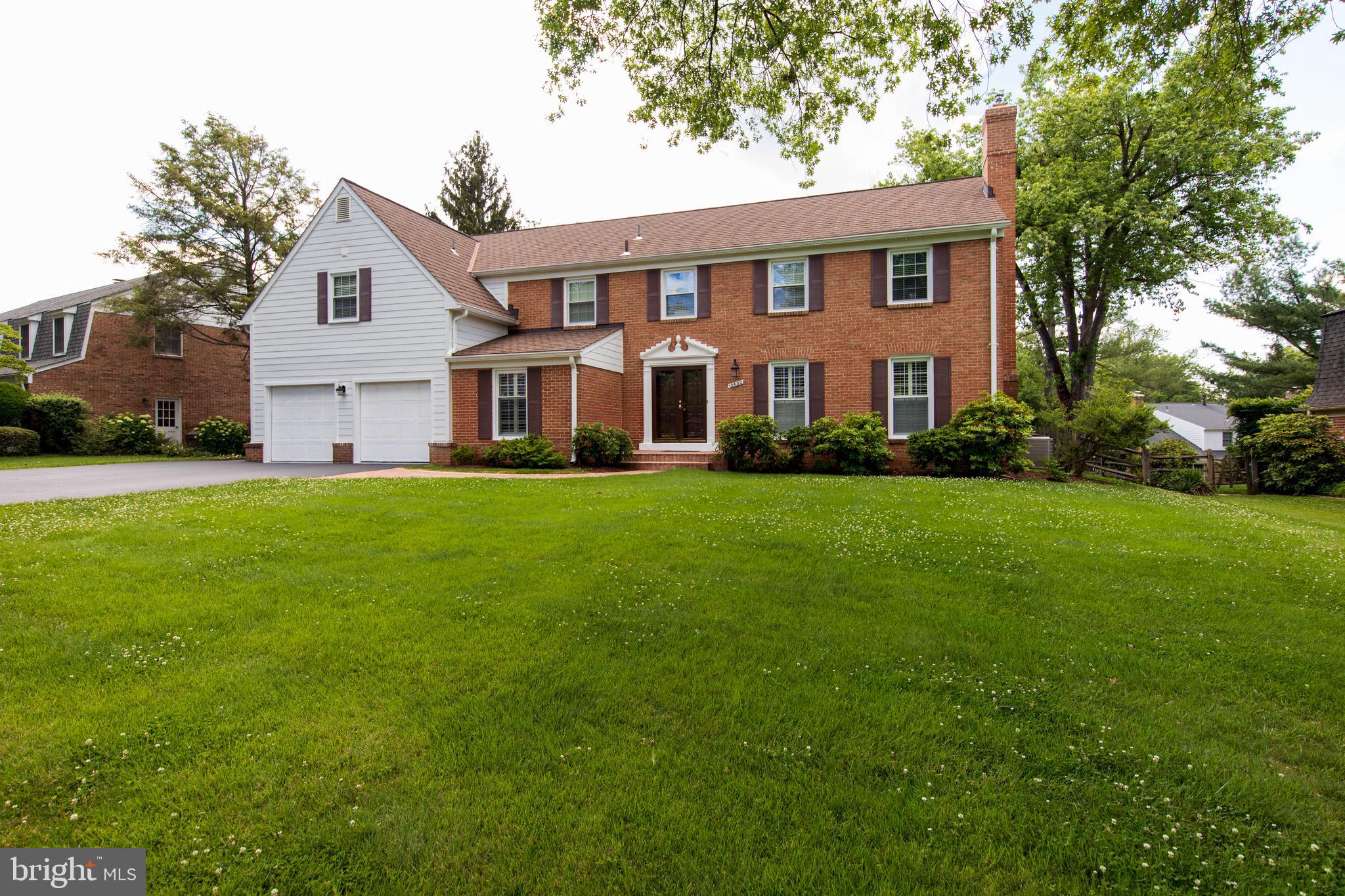 12432 Over Ridge Road Potomac, MD 20854 - Photo 3 of 58