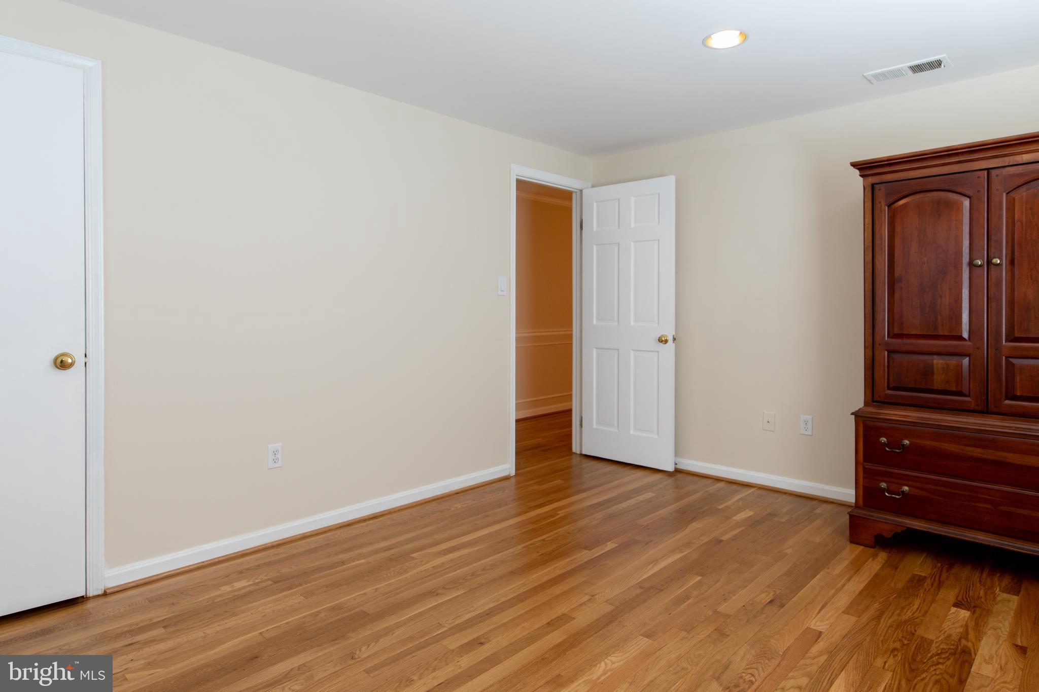 12432 Over Ridge Road Potomac, MD 20854 - Photo 38 of 58