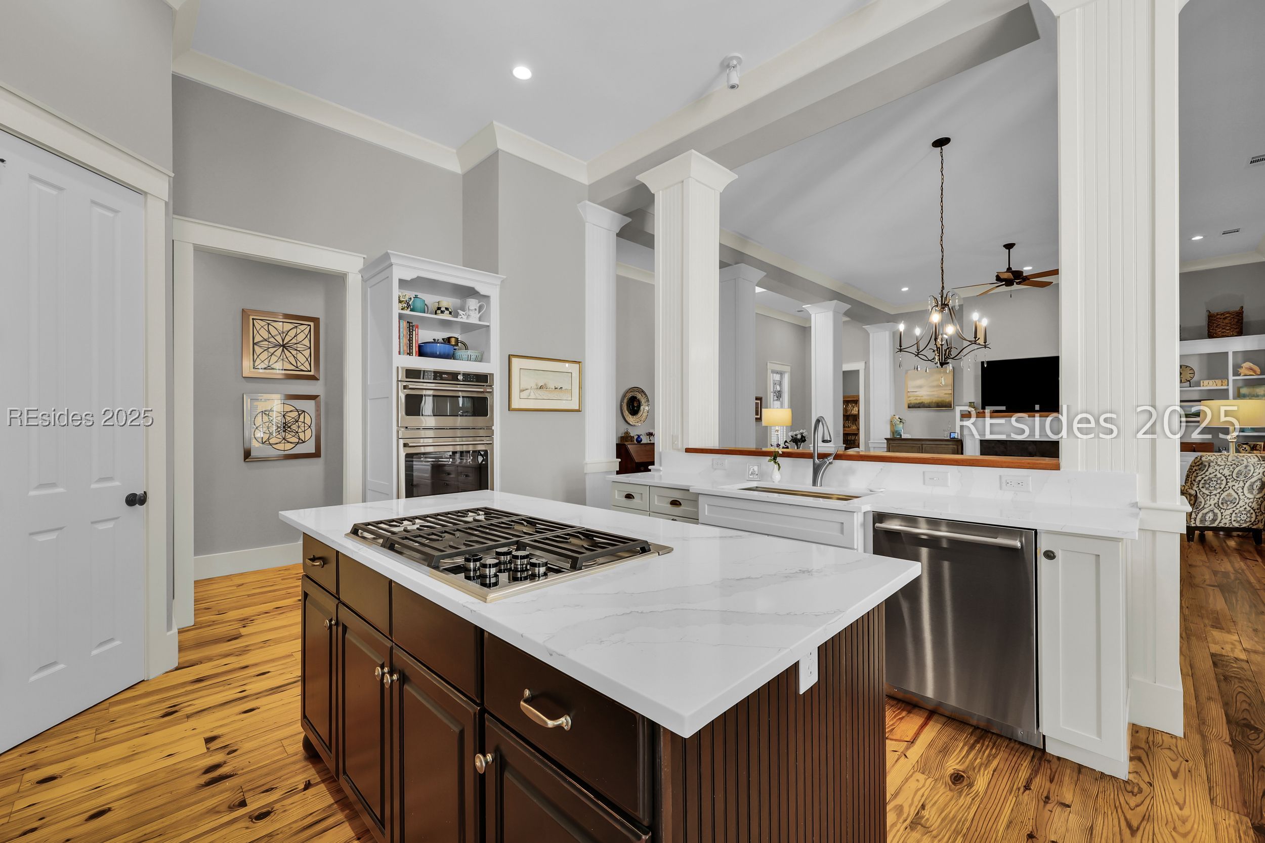 5 Oldfield Village Road Bluffton, SC 29909 - Photo 15 of 64 Updated kitchen