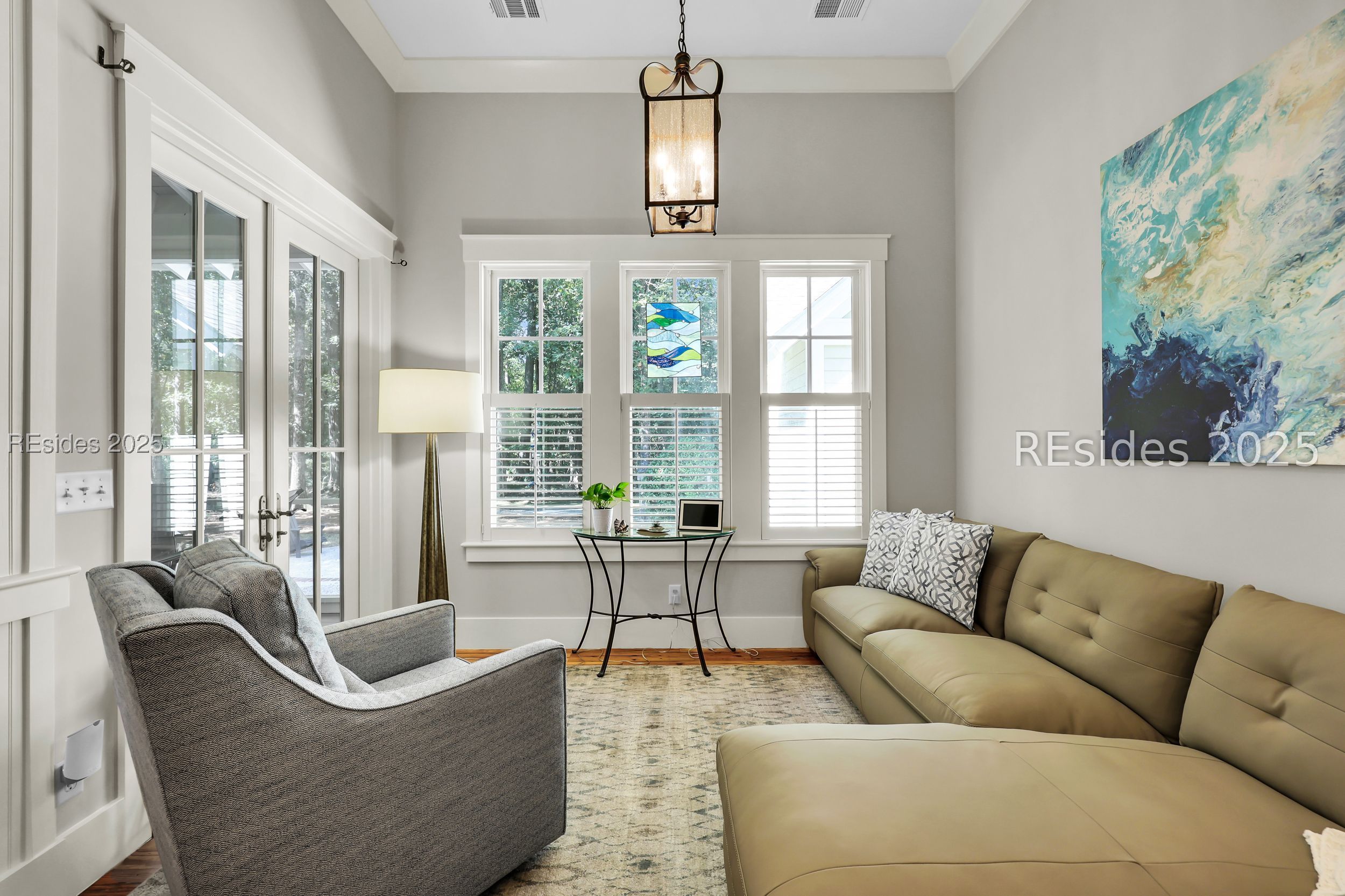5 Oldfield Village Road Bluffton, SC 29909 - Photo 20 of 64 Kitchen eating area or seating area.