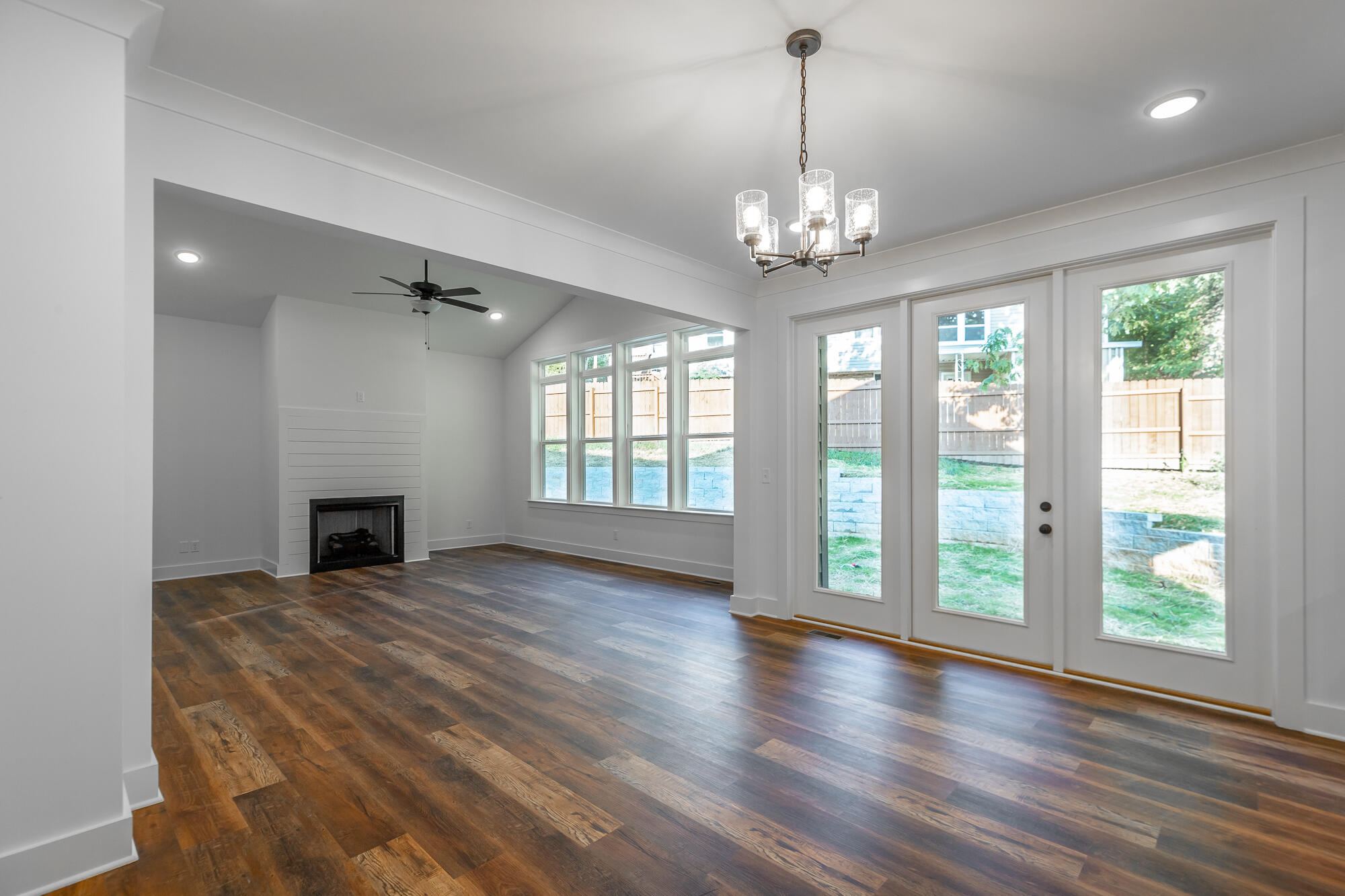 542 Lullwater Road Chattanooga, TN 37405 - Photo 15 of 50 542 Lullwater Road HD-37
