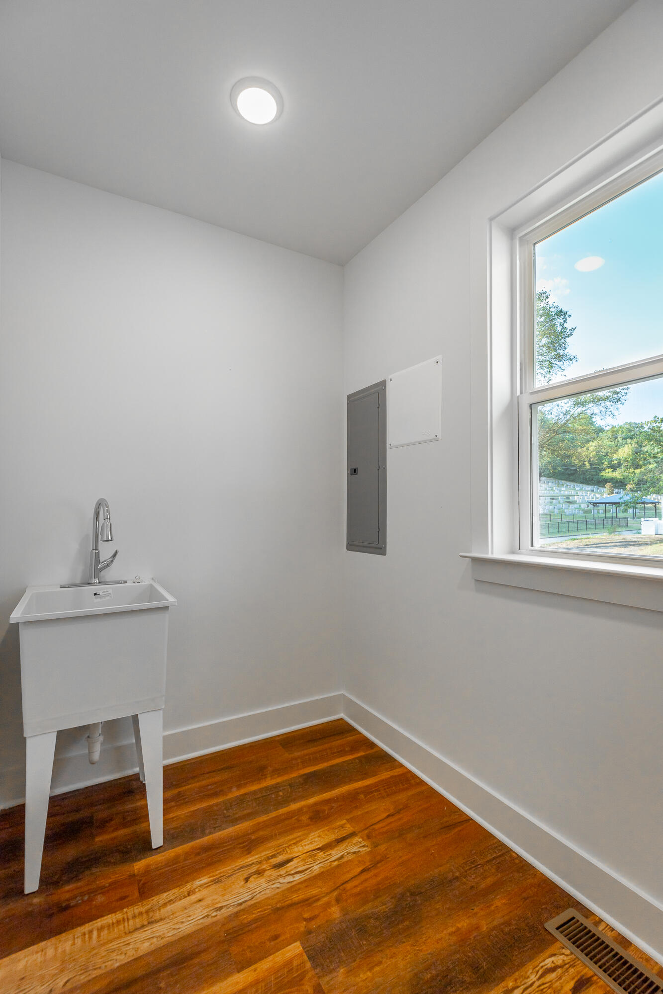 542 Lullwater Road Chattanooga, TN 37405 - Photo 27 of 50 542 Lullwater Road HD-25