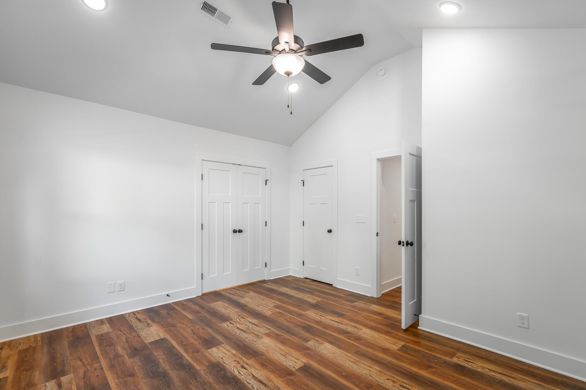 542 Lullwater Road Chattanooga, TN 37405 - Photo 38 of 50 542 Lullwater Road HD-49