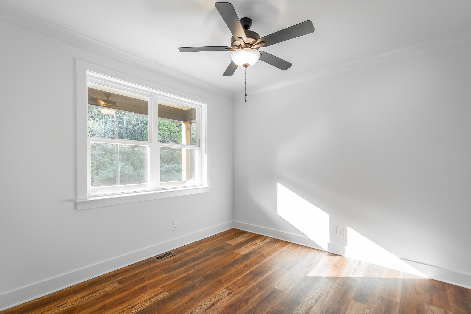 542 Lullwater Road Chattanooga, TN 37405 - Photo 46 of 50 542 Lullwater Road HD-18