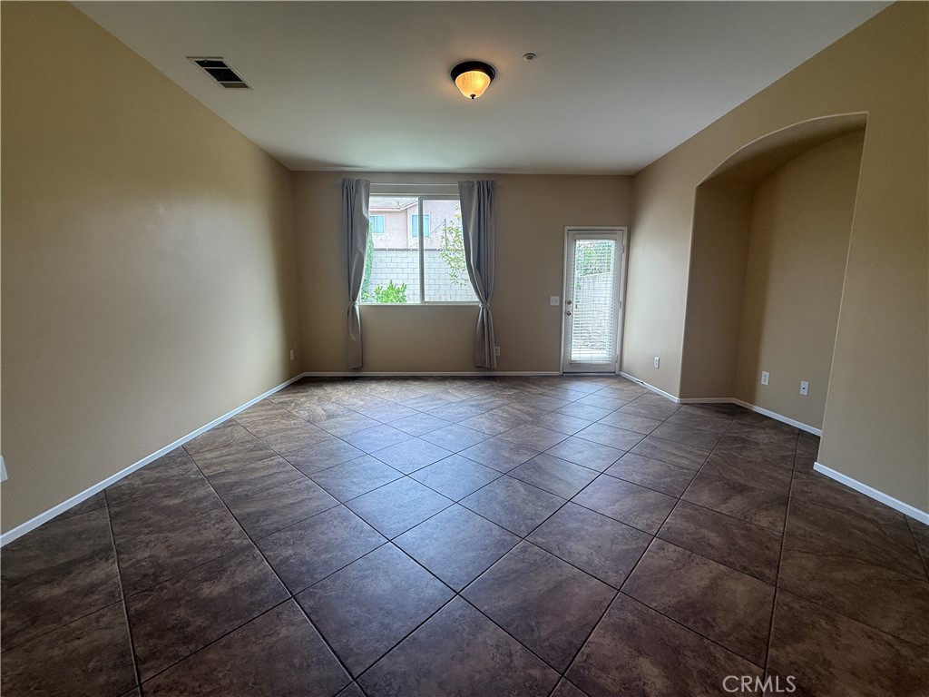 7219 Riley Drive Fontana, CA 92336 - Photo 8 of 22