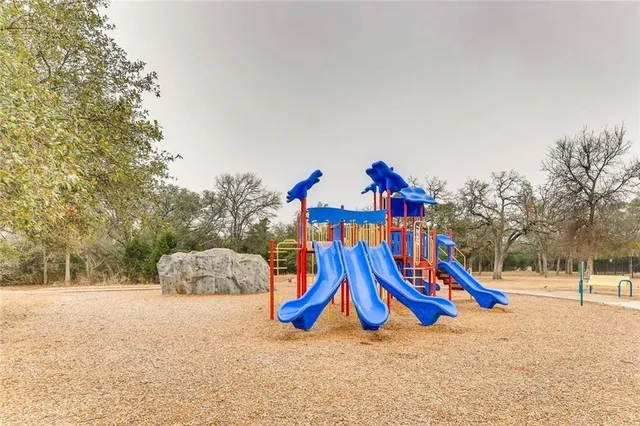 a view of outdoor space with garden and entertaining space