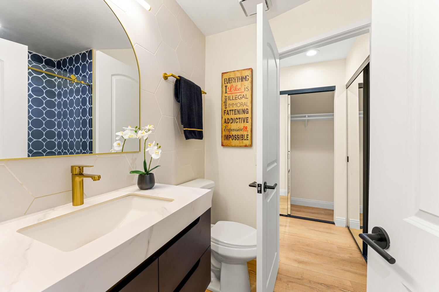 200 East Racquet Club Road, Unit 60 Palm Springs, CA 92262 - Photo 22 of 48 a bathroom with a sink toilet and shower
