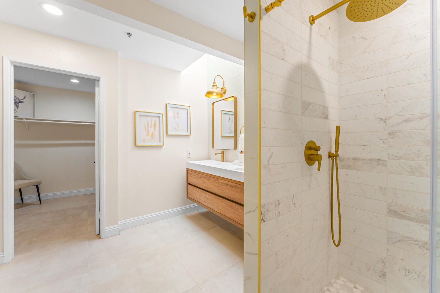 200 East Racquet Club Road, Unit 60 Palm Springs, CA 92262 - Photo 29 of 48 a bathroom with a tub sink and mirror